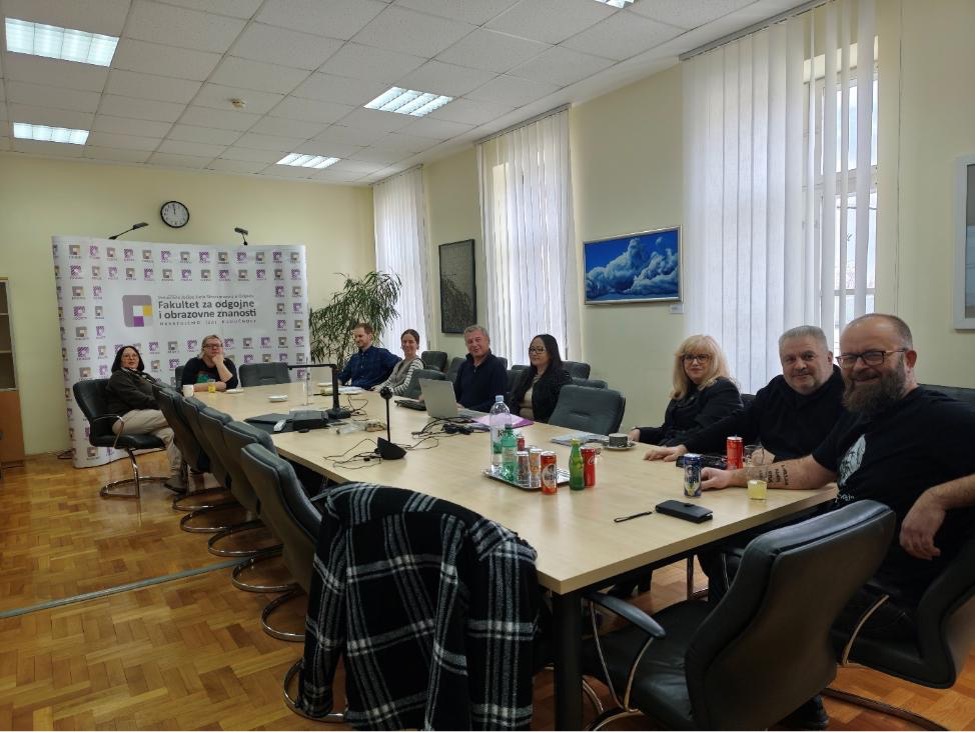 Od reinterpetacije do retrodigitalizacije školskih priručnika na hrvatskom jeziku od sredine 19. do početnih desetljeća 20. stoljeća
